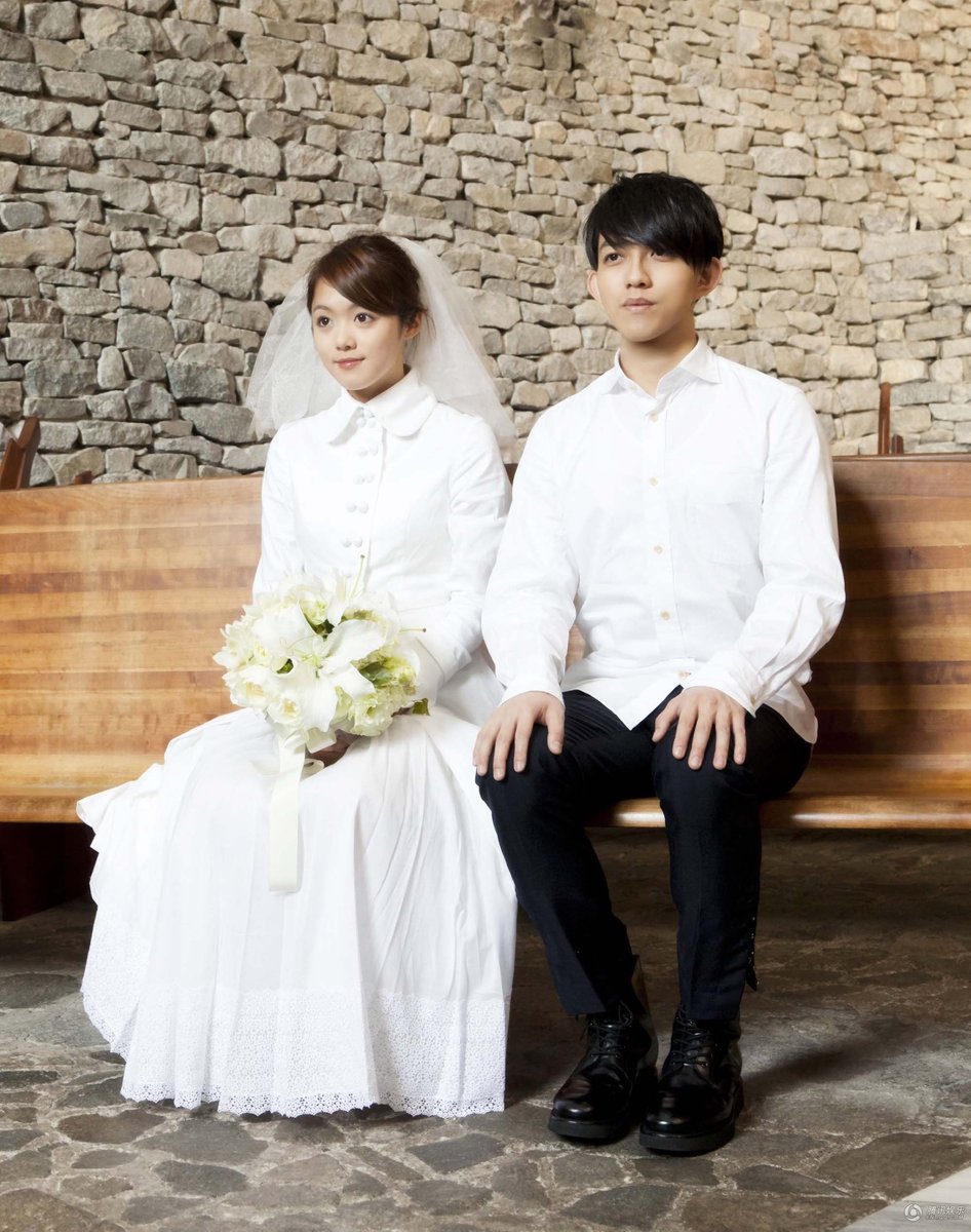 <em>林宥嘉</em>新歌MV飞日本拍婚纱照 萌系王子吸樱花