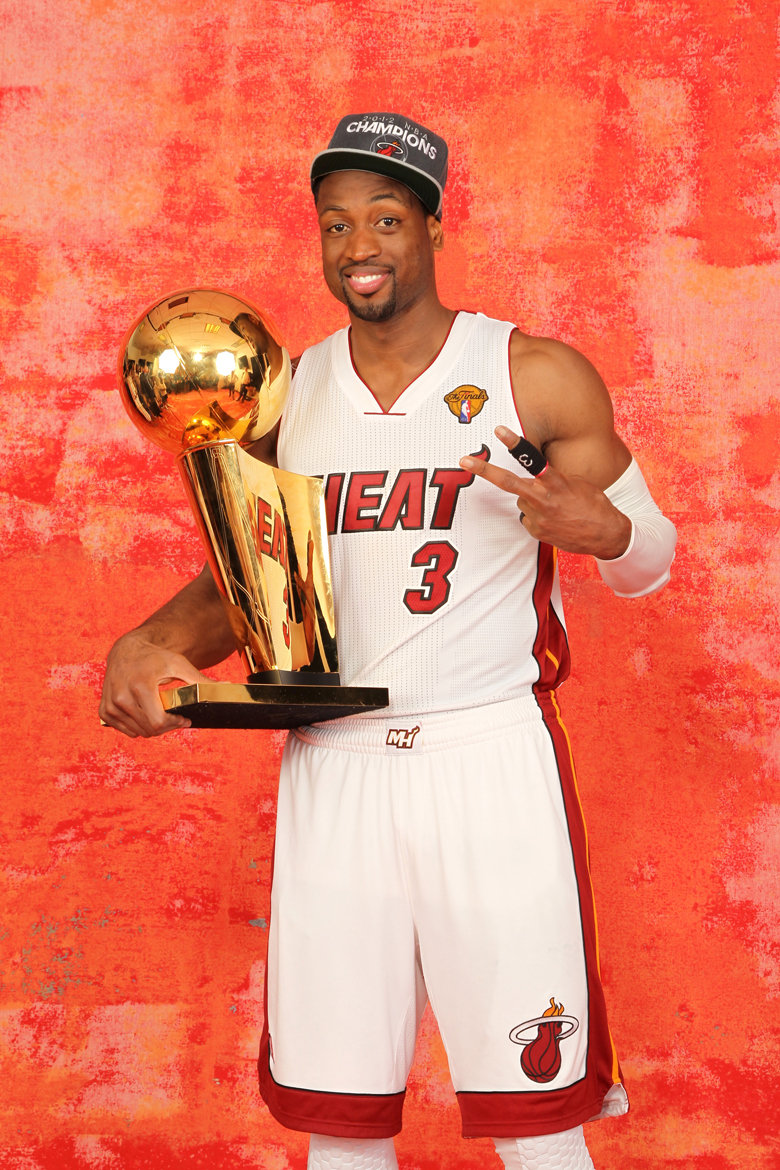 高清:热火夺冠媒体照 詹皇韦德兄弟笑傲联盟