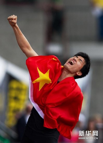 组图:刘翔伦敦赛迎29岁生日 回顾飞人成长史