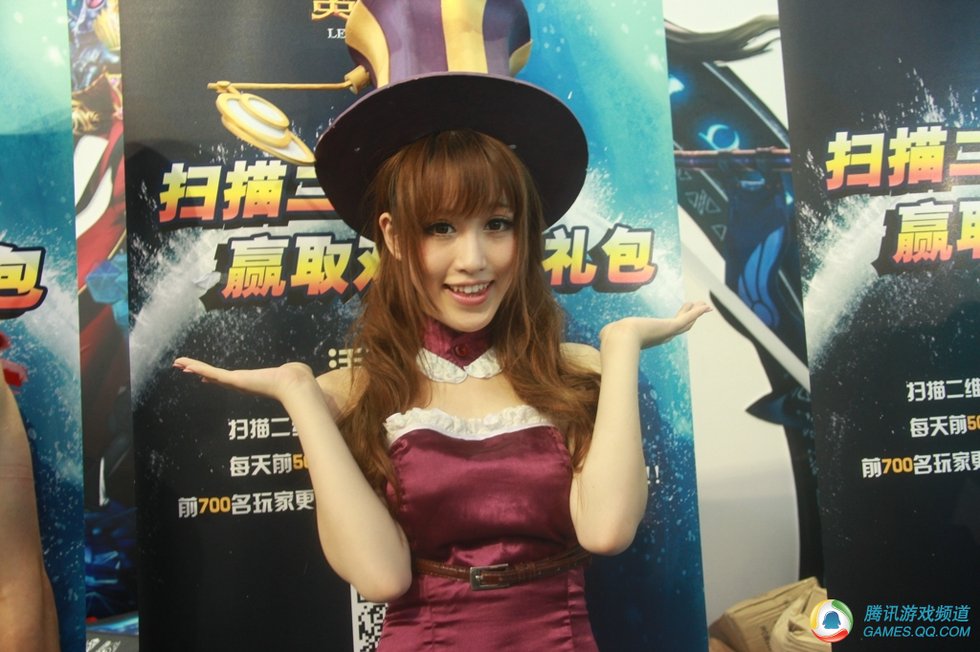 2012chinajoy最美<em>coser</em>诞生英雄联盟<em>皮城女警</em>