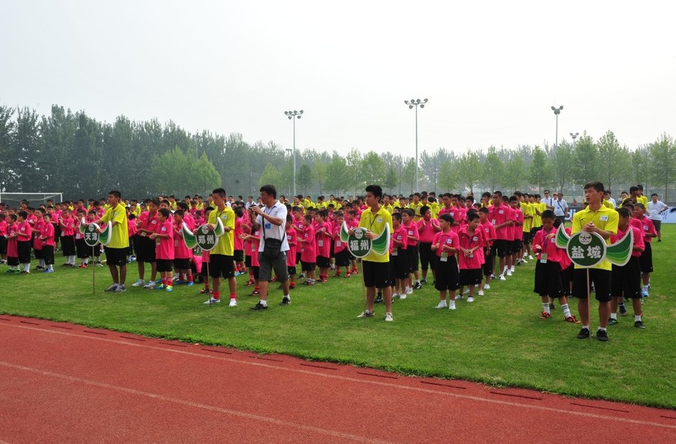 高清:2012年全国青少年校园足球夏令营开幕