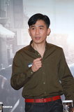 高清:《听风者》香港宣传 梁朝伟自曝患老花眼