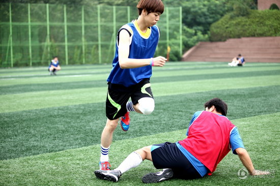 【2012.08.07】【影视】《<em>花样少男少女</em>》曝剧