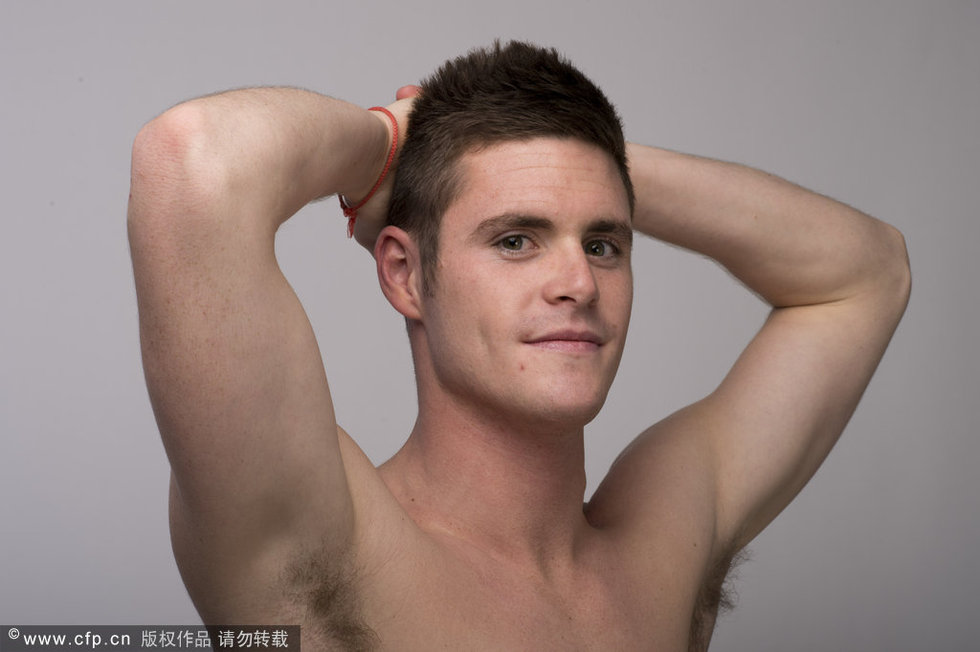 10米台冠军鲍迪亚写真曝光 大秀肌肉线条(图)-