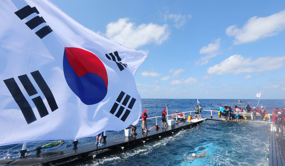 [社会万象]高清:韩国空军战机巡视独岛(转载)_贴图专区_天涯社区