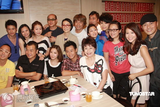 [图文]《怒火街头2》大结局 胡杏儿等人聚首一