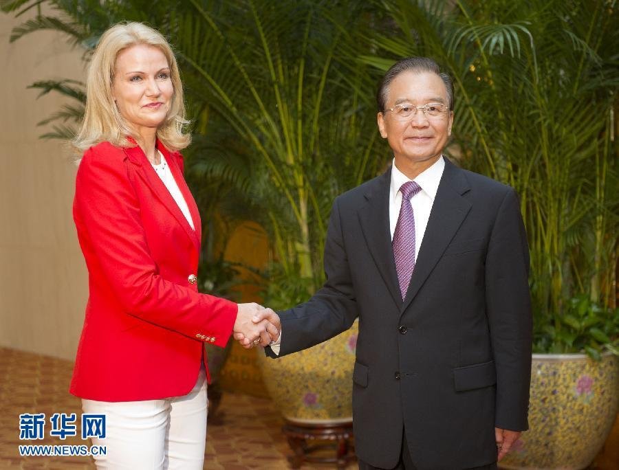 <em>丹麦美女首相</em>施密特