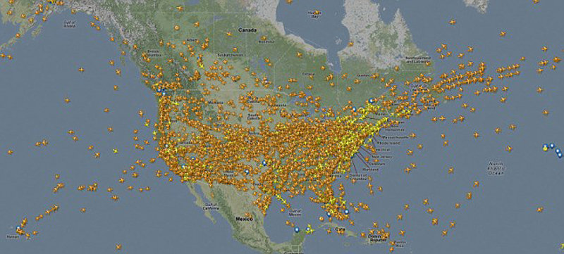 美国实时航空路线图可动态跟踪每架航班飞机