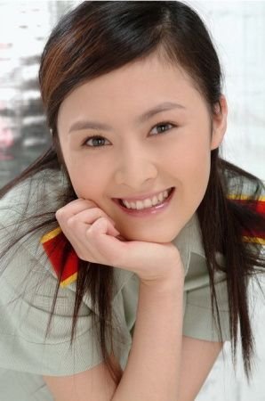 盘点解放军艺术学院<em>十大美女</em>校花-<em>校内</em>校外-华