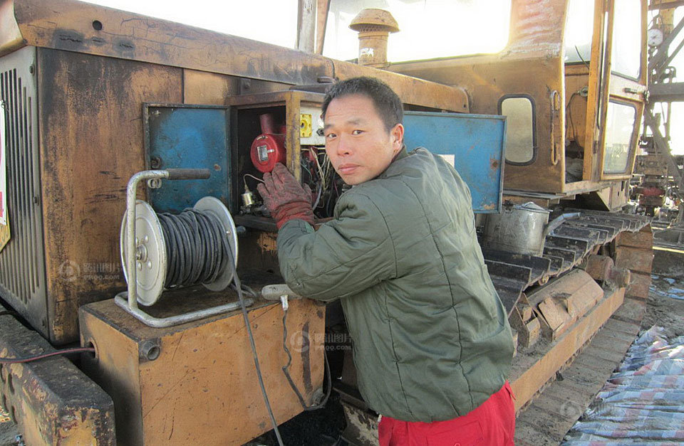 [社会万象]中国人的一天:油田试油人(转载)