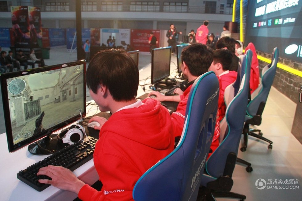 东方网-东方游戏-WCG<em>穿越火线</em>比赛:IG轻松迎