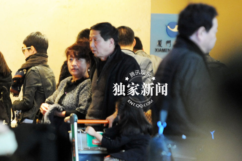 独家:辣妈率队亲力亲为 马伊琍举家外出度假图片
