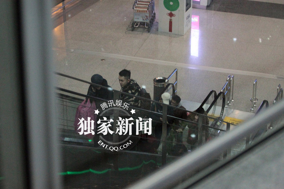高清：郭晶晶婚后低调返京 疑筹备回门宴图片