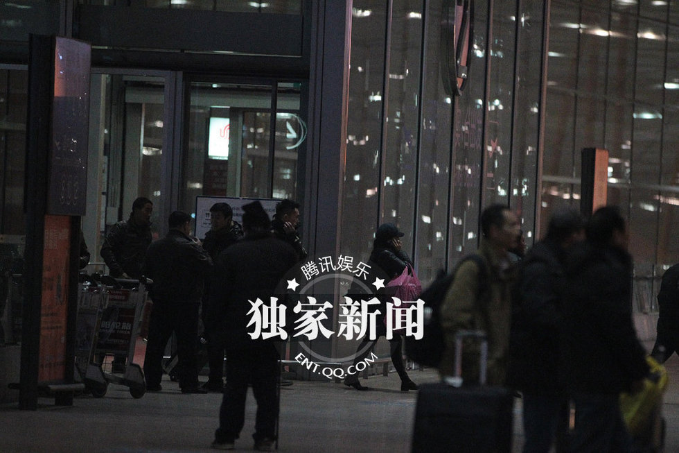 高清：郭晶晶婚后低调返京 疑筹备回门宴图片