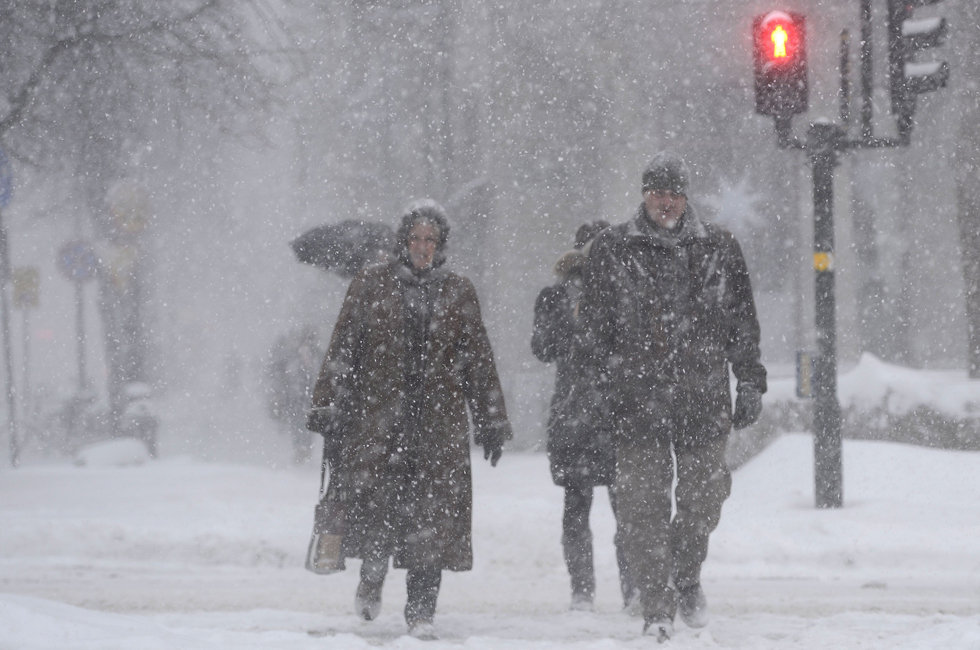 高清：瑞典暴雪致首都多个航班取消图片