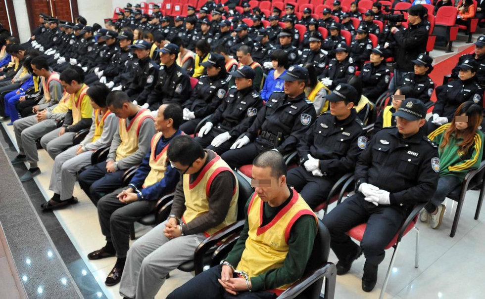 高清：广州最大酒托案开审 主犯获刑13年图片