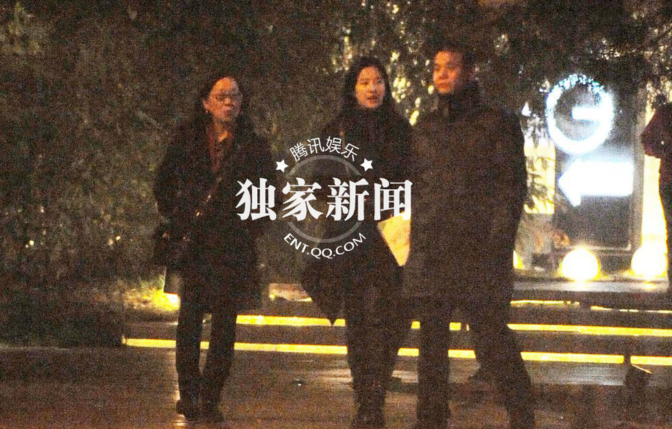 独家：刘亦菲获保安相助 大方付小费酬谢对方图片