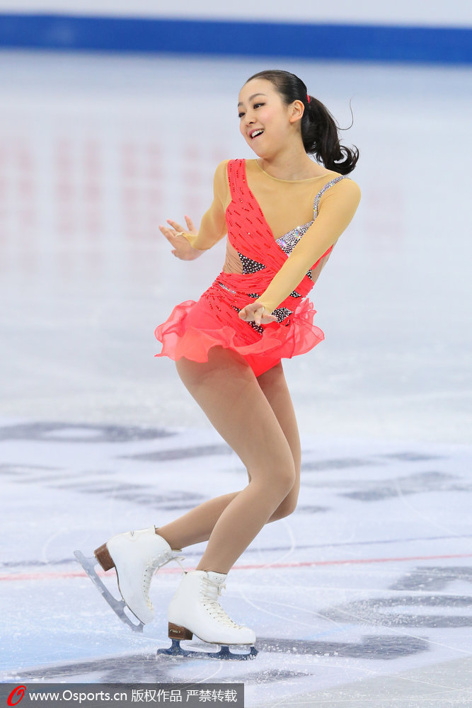高清：日本花滑美女摘金 妖娆身材迷人图片