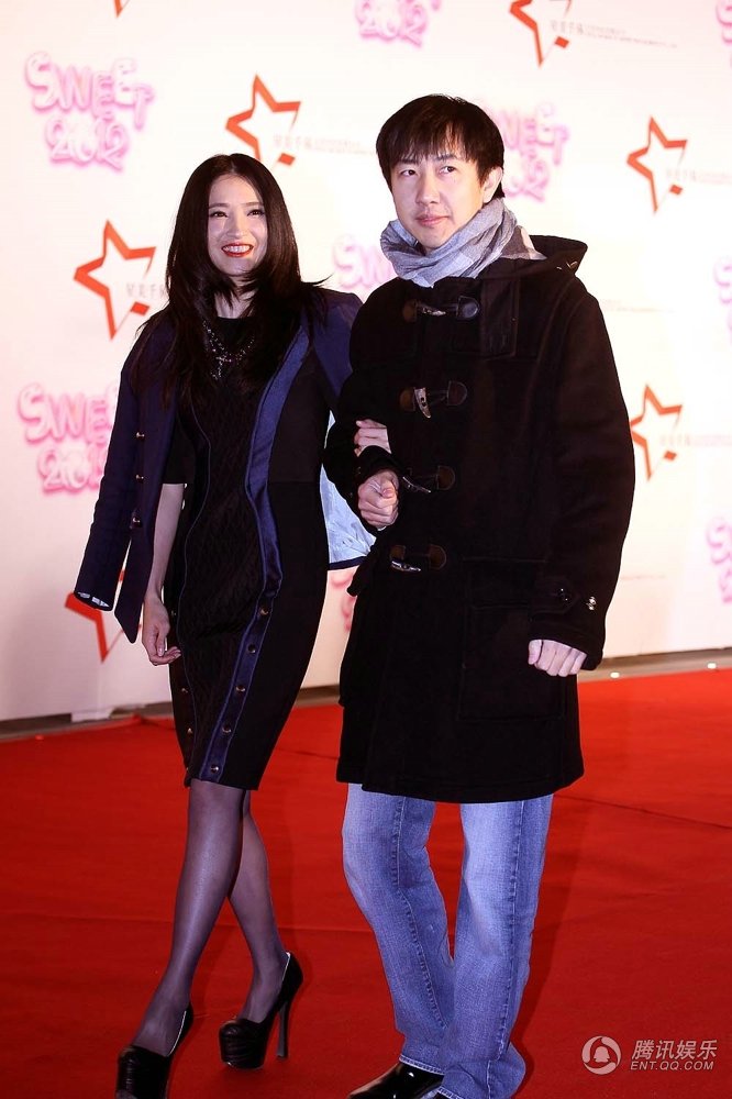 高清:星美千易周年庆典 众演员大跳“骑马舞”图片