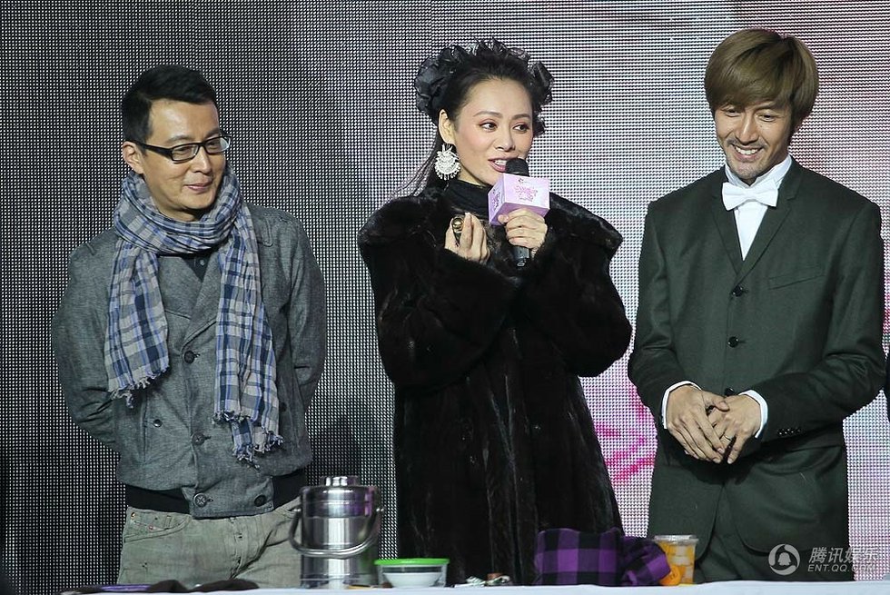 高清:星美千易周年庆典 众演员大跳“骑马舞”图片