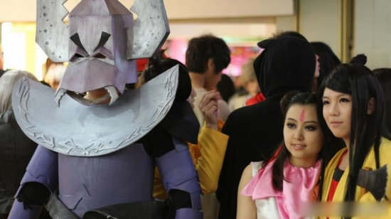 东方网-东方游戏-囧图:二货<em>青年</em>欢乐多 宅男秀