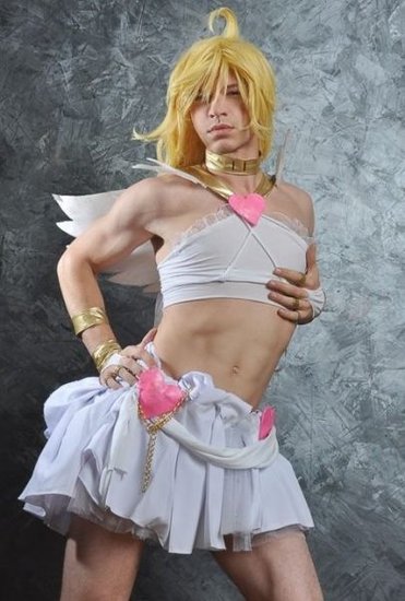 东方网-东方游戏-囧图:二货<em>青年</em>欢乐多 宅男秀