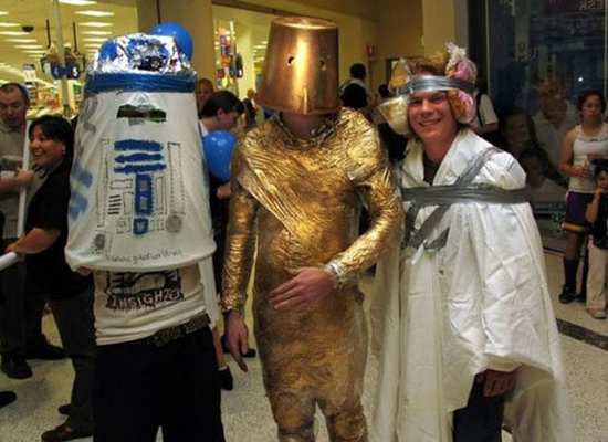 东方网-东方游戏-囧图:二货<em>青年</em>欢乐多 宅男秀