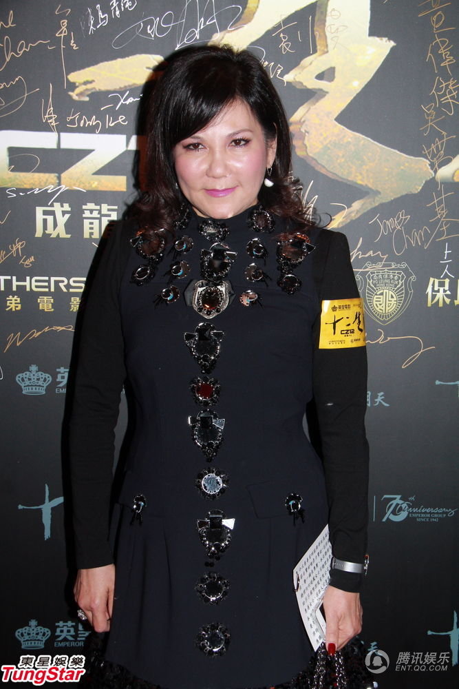《十二生肖》香港首映 成龙拒谈言论遭抨击图片