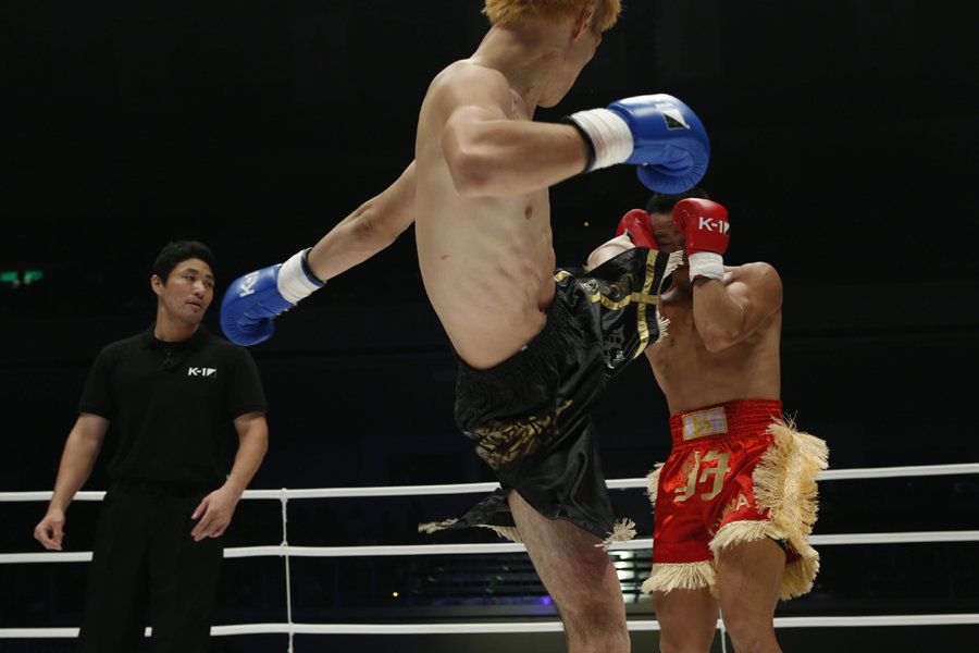 高清：K1搏击赛激烈对决 日本选手气势汹汹图片