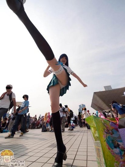 爆笑囧图:<em>表姐</em>抢电脑