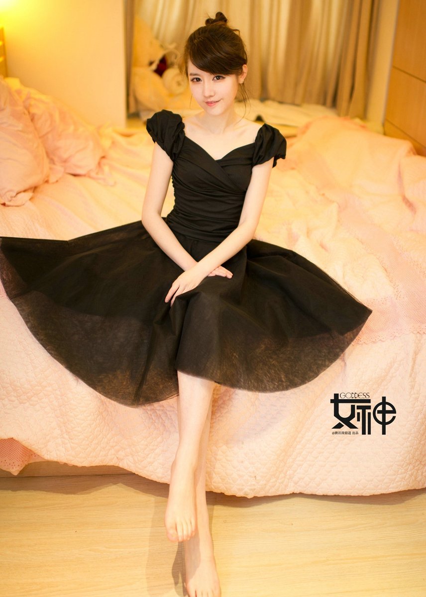 东方网-东方游戏-既是小龙女也是<em>皮卡丘</em> 百变女