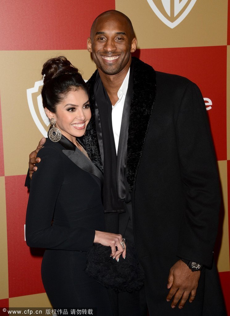 高清:科比夫妇携众体育明星亮相金球奖-体育明