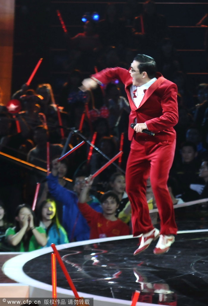 赞林志玲是匹性感的马  东方春晚教黄渤马舞  - 