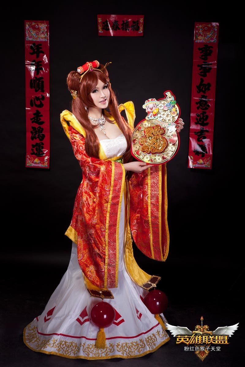 东方网-东方游戏-新春贺岁 《<em>英雄联盟</em>》<em>琴女</em>古