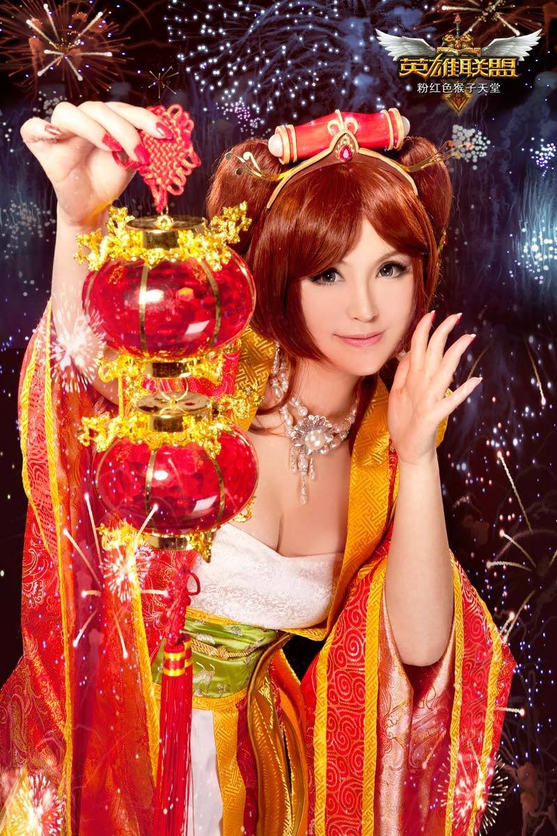 东方网-东方游戏-新春贺岁 《<em>英雄联盟</em>》<em>琴女</em>古