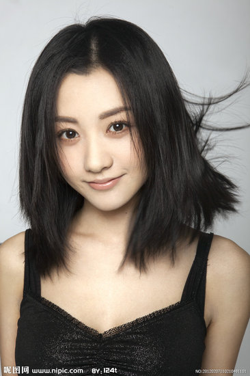 东方网-东方游戏-汹涌<em>女帝</em>PK小师妹 蛇年女神