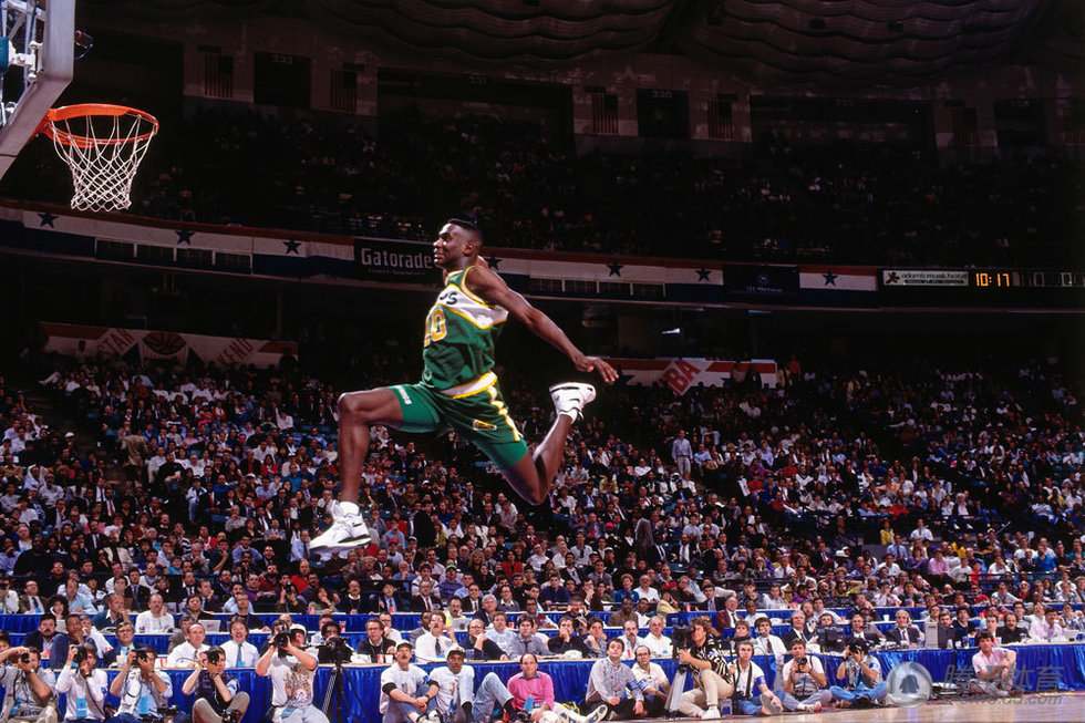 扣篮排名_科比扣篮图片(2)