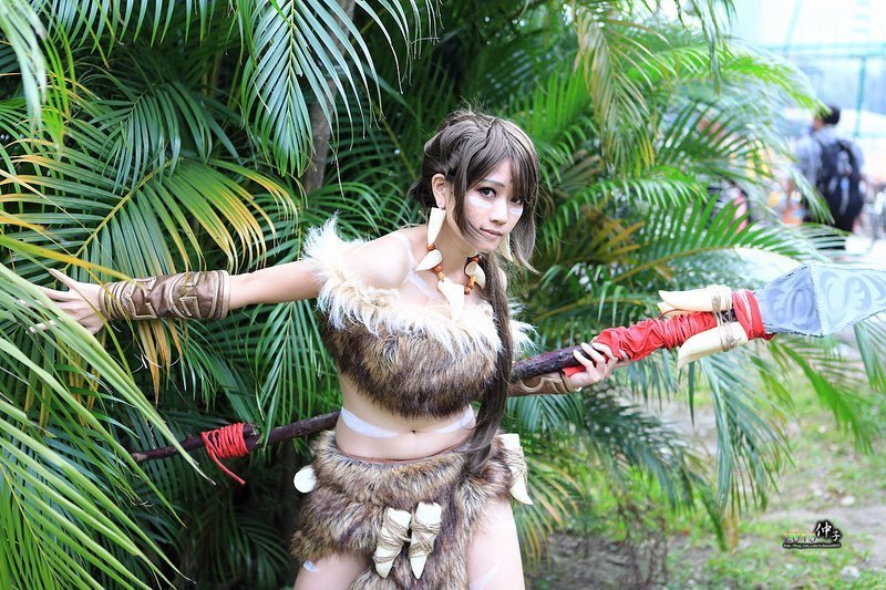 豹女俗称奶大力,在《<em>英雄联盟</em>》中应该是一个