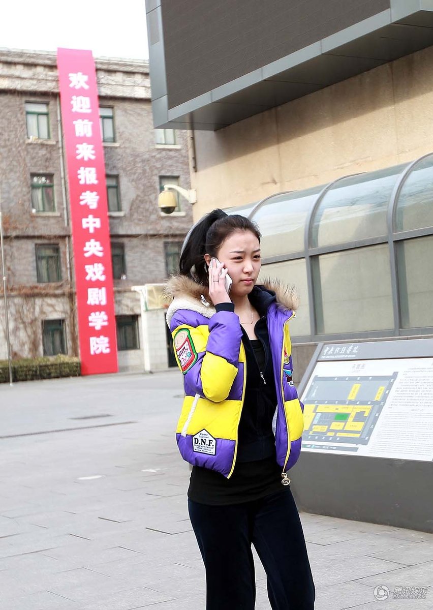 艺考美女表情清纯考试新规必须素颜参考