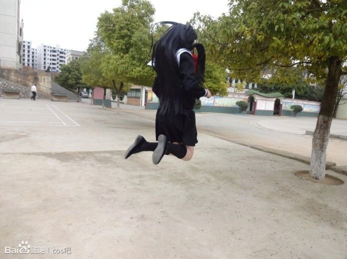 东方网-东方游戏-国产妹子COS地狱少女 学生