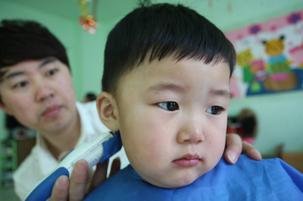 农历二月二剃龙头 <em>宝宝</em>秀萌照 - 民生视点 - 含山