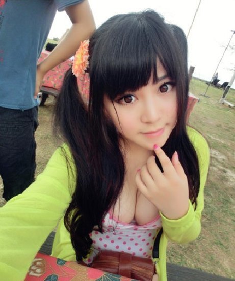 东方网-东方游戏-知名声优小孽<em>英雄联盟</em>COS 