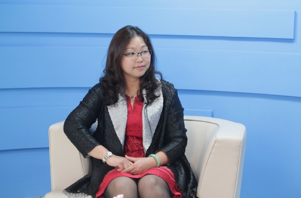 c公司市场部经理的名义用英语写一封邀请函 1