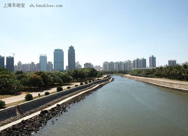 海南经济泡沫_房地产泡沫一度拖累海南经济.-中国成世界建筑浪费大国(2)