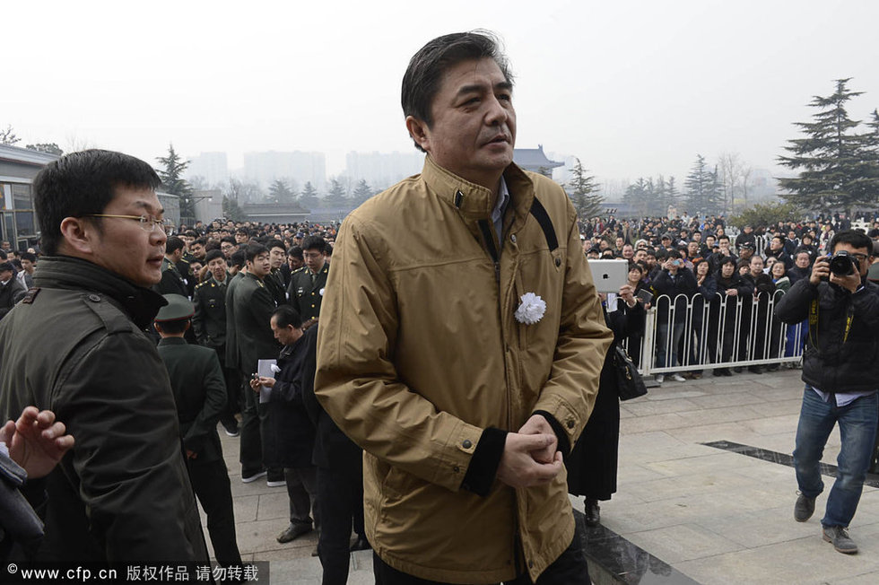 汪嘉伟去世_汪嘉伟近况_汪嘉伟老婆邓星照片