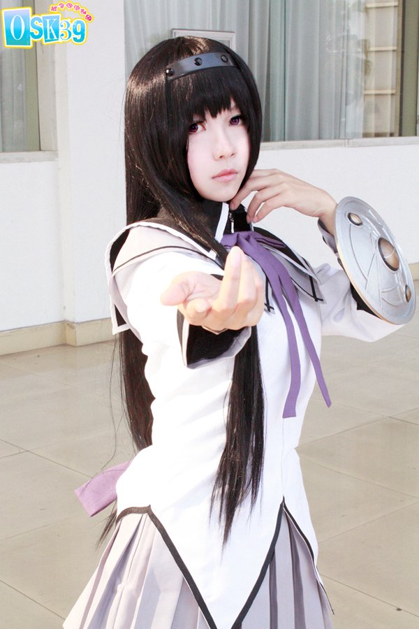 东方网-东方游戏-史上最萌黑长直!冷艳<em>美女</em>CO