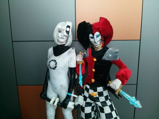 lol职业选手图片_lol选手收入过百万