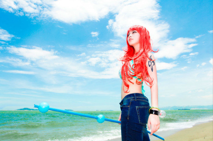 东方网-东方游戏-海贼王沙滩 性感 COS  娜美 比