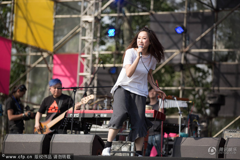 尚雯婕黄义达助阵草莓 <em>宠物同谋大肚女主唱</em>飙