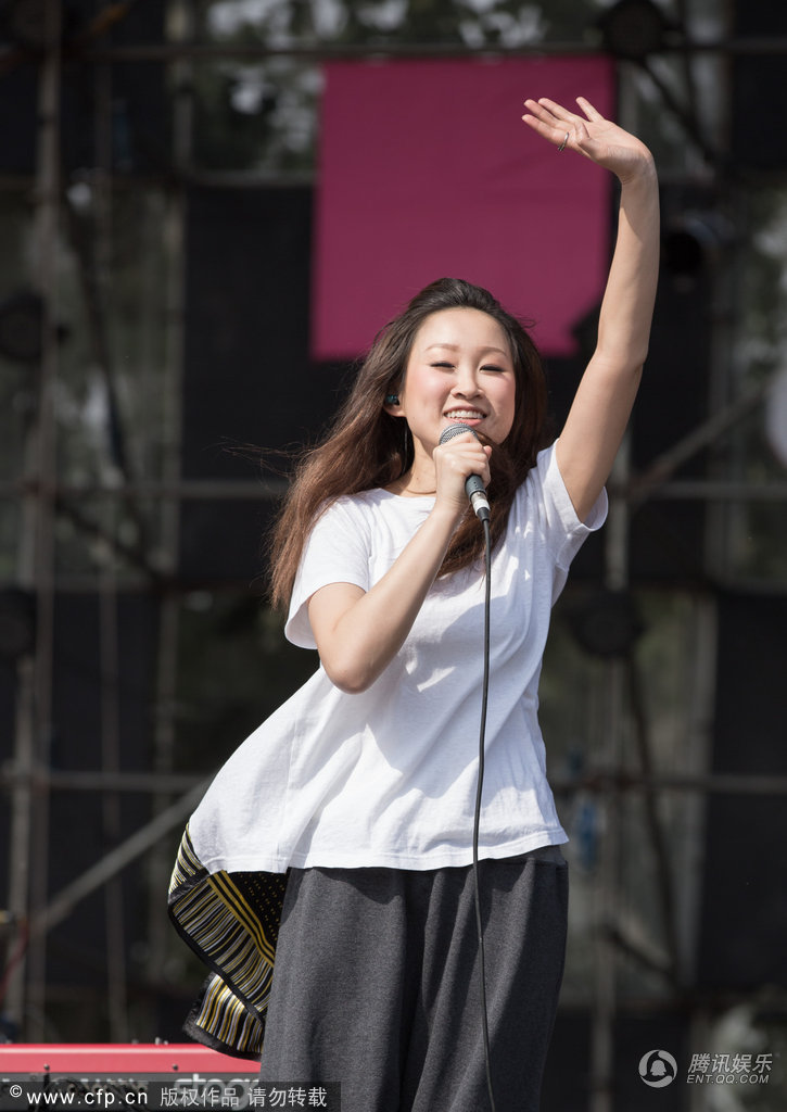 尚雯婕黄义达助阵草莓 <em>宠物同谋大肚女主唱</em>飙
